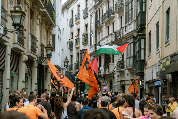 Comment la pandémie a-t-elle redéfini notre rapport au travail ?